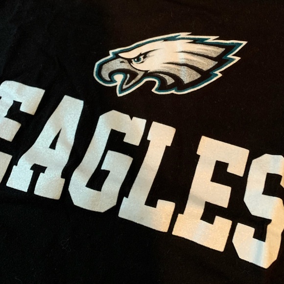 🦅 Philadelphia Eagles W Shimmer Logo Crew Neck T-Shirt - Picture 2 of 6